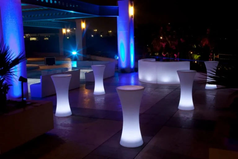 LED-Cocktail-Table-4-1024x683
